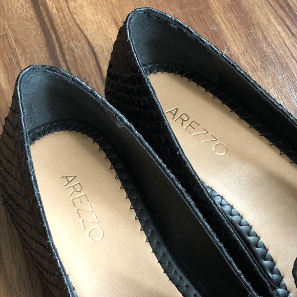 AREZZO Black Snakeskin Leather Almond Toe Loafer - Picture 9 of 15